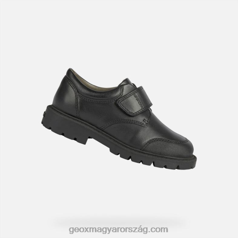 fiúk shaylax fiú Geox fekete RR8TR2001