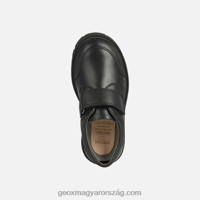 fiúk shaylax fiú Geox fekete RR8TR2001